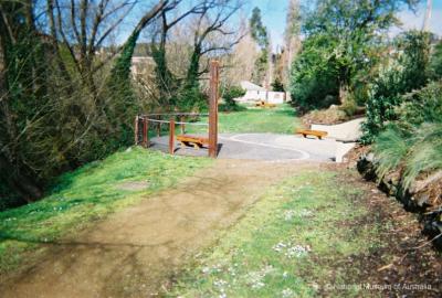 Korean War Memorial  -  South Hobart Rivulet Linear Park  (McKellar & Gore Streets)